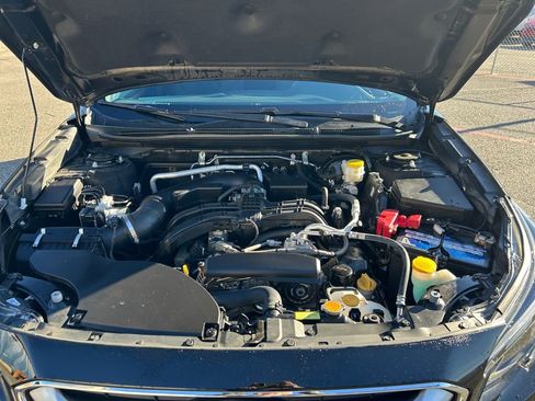 Used 2022 Subaru Outback Premium image 29