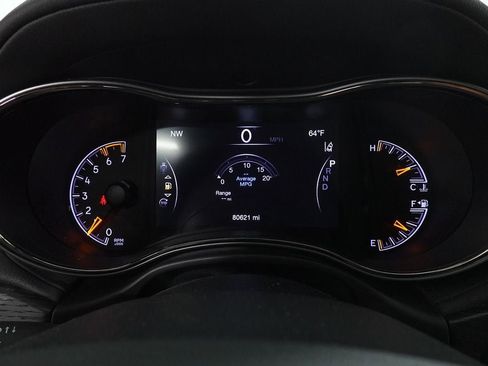 Used 2020 Jeep Grand Cherokee High Altitude AWD/4WD image 18