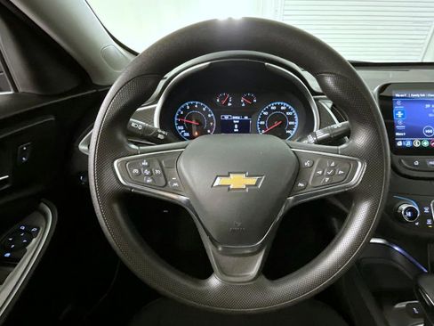 Used 2024 Chevrolet Malibu LT image 11