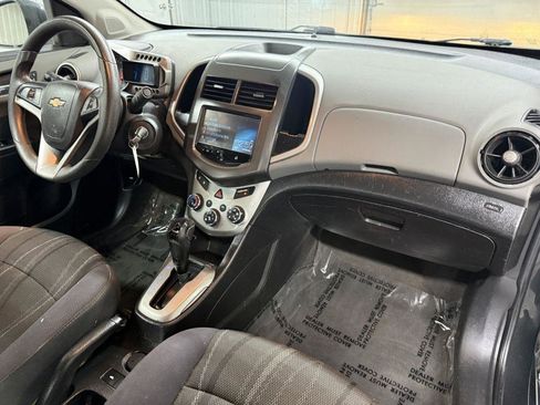 Used 2015 Chevrolet Sonic LT FWD image 26