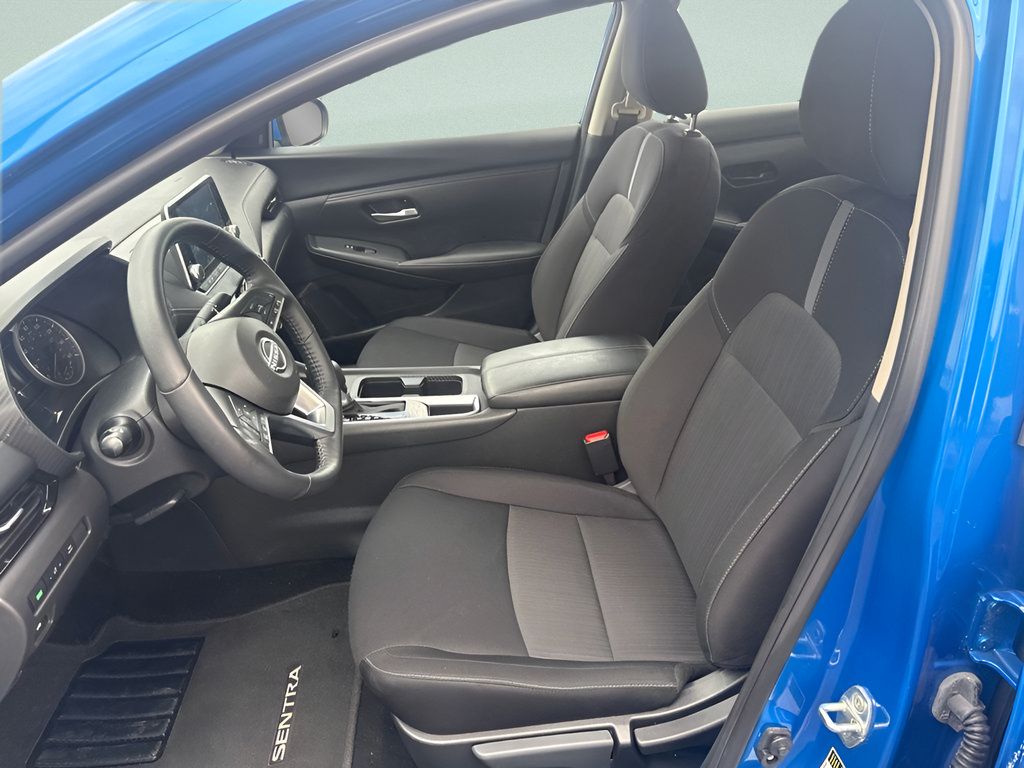 Used 2025 Nissan Sentra SV w/ All-Weather Package FWD image 11