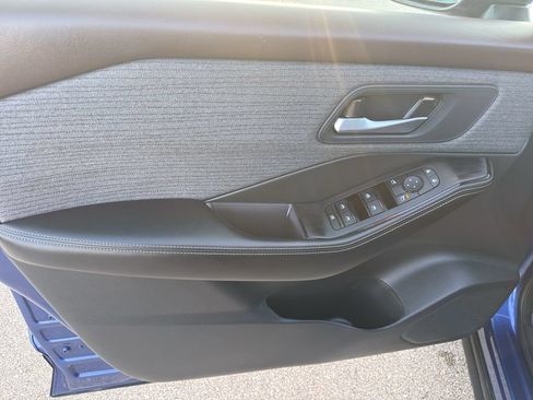Certified 2023 Nissan Rogue SV AWD/4WD image 13