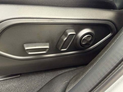 New 2025 Jeep Grand Cherokee L Limited image 28