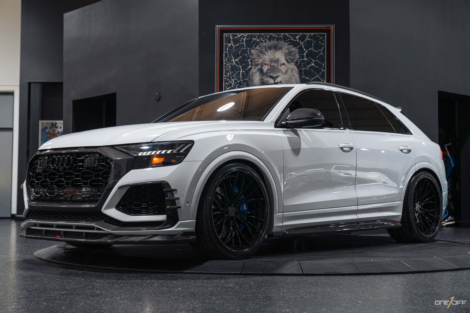 Used 2022 Audi RS Q8 w/ Carbon Optic Package AWD/4WD image 20