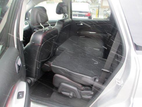 Used 2012 Dodge Journey R/T w/ Navigation & Sound Group I image 9