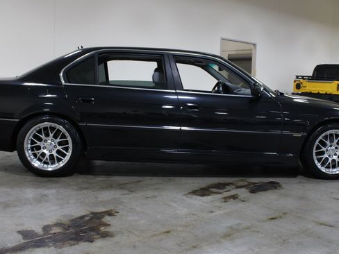 Used 2001 BMW 740iL RWD image 35