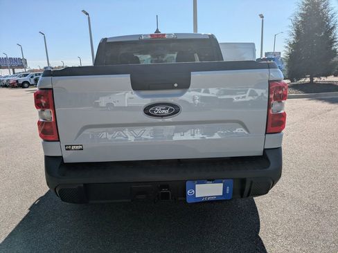 New 2025 Ford Maverick XLT image 5