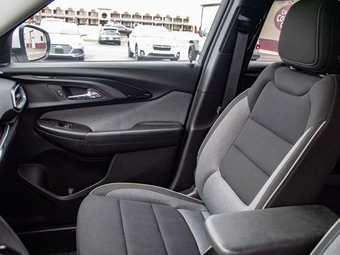 Used 2023 Chevrolet TrailBlazer LT image 13