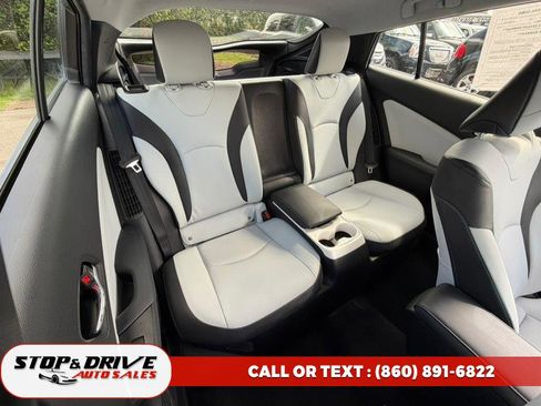 Used 2018 Toyota Prius Prime Advanced FWD image 14