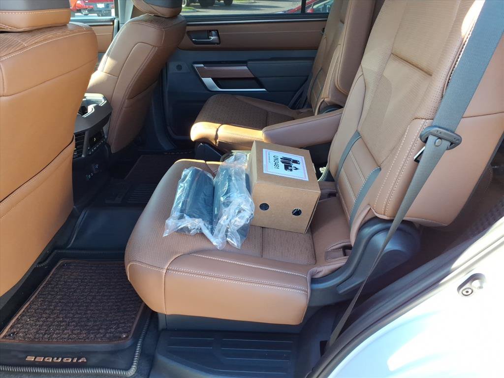 New 2026 Toyota Sequoia 1794 Edition w/ Tow Technology Package AWD/4WD image 5