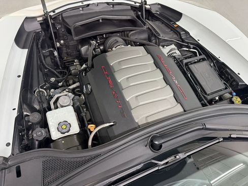 Used 2019 Chevrolet Corvette Stingray Coupe w/ 1LT image 44