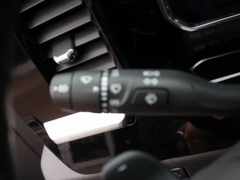 New 2026 GMC Sierra 1500 SLT w/ SLT Premium Plus Package image 40