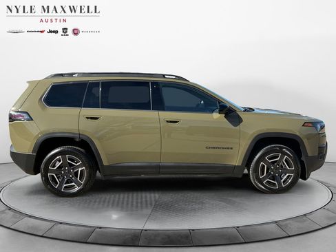 New 2026 Jeep Cherokee Laredo image 17