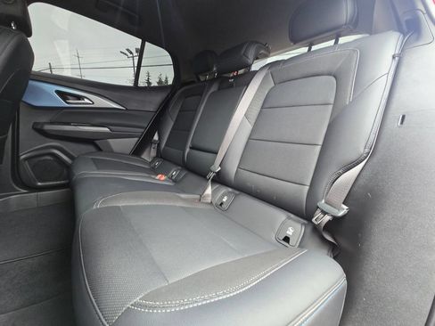 Used 2025 Chevrolet Equinox EV LT w/ Convenience Package FWD image 16