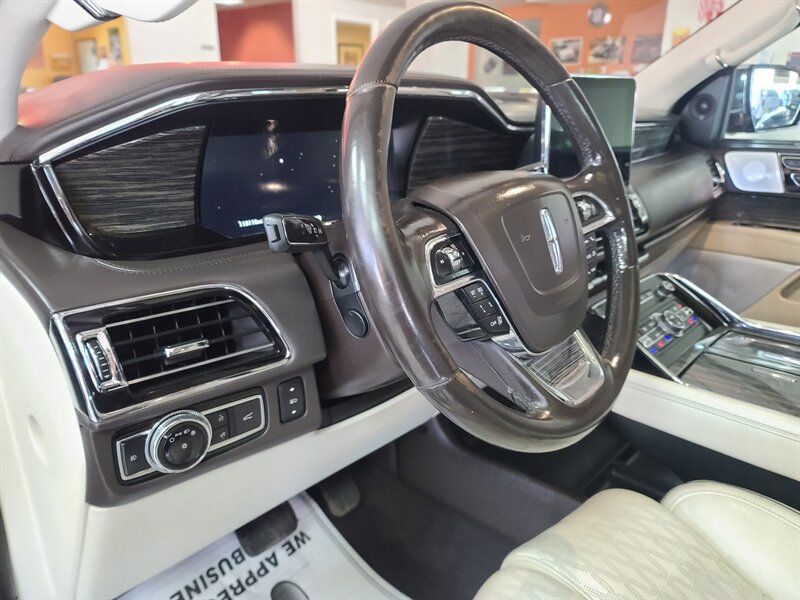 Used 2020 Lincoln Navigator L Black Label AWD/4WD image 12