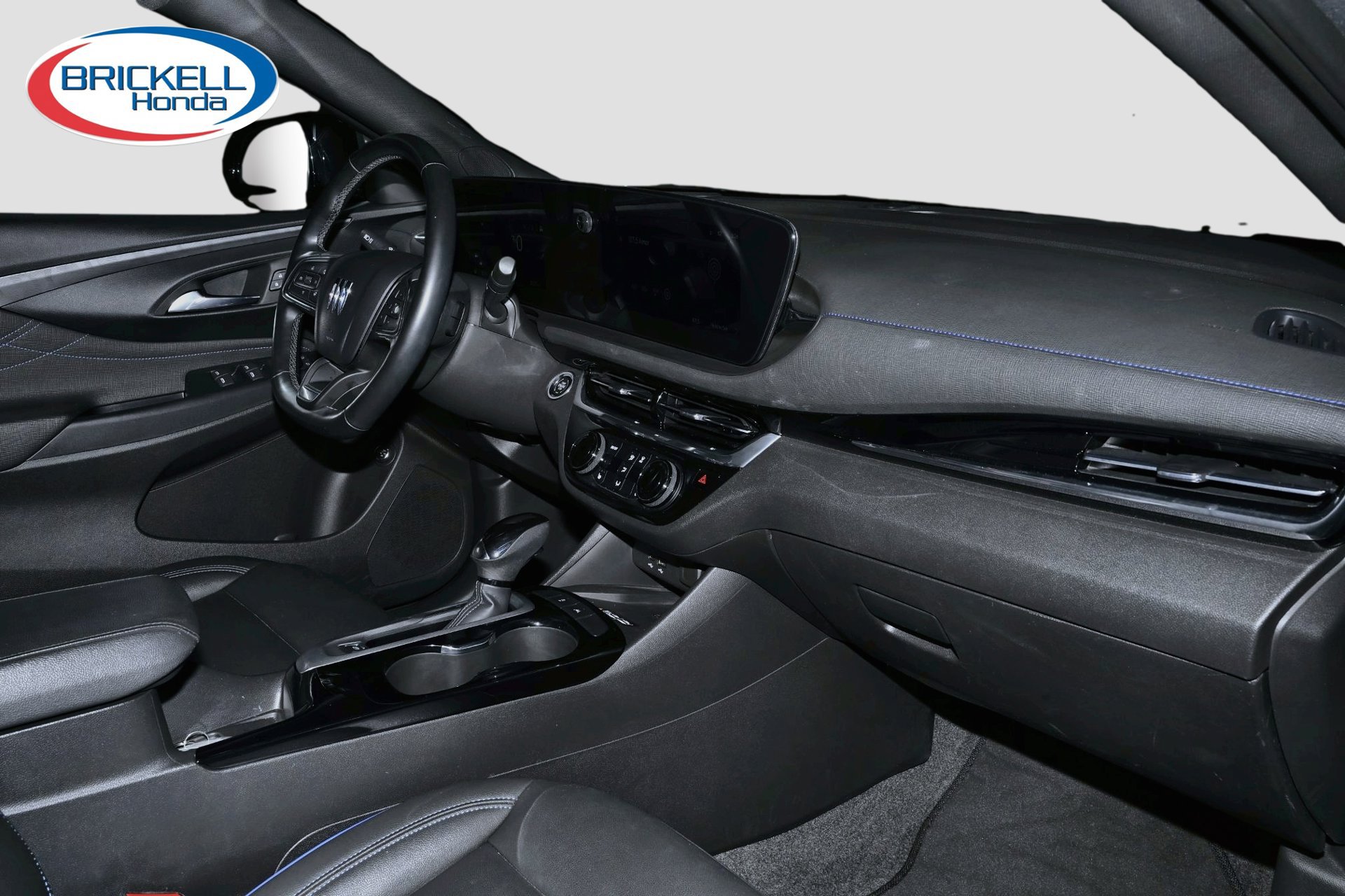 Used 2025 Buick Envista Sport Touring w/ Convenience I Package FWD image 14
