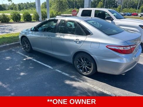 Used 2015 Toyota Camry XLE FWD image 6