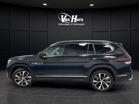 Used 2024 Volkswagen Atlas SEL Premium R-Line AWD/4WD image 4