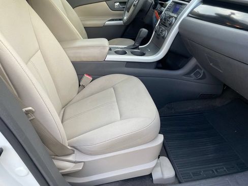 Used 2013 Ford Edge SE FWD image 23