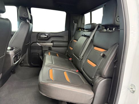 Used 2021 GMC Sierra 1500 AT4 w/ AT4 Value Package AWD/4WD image 10