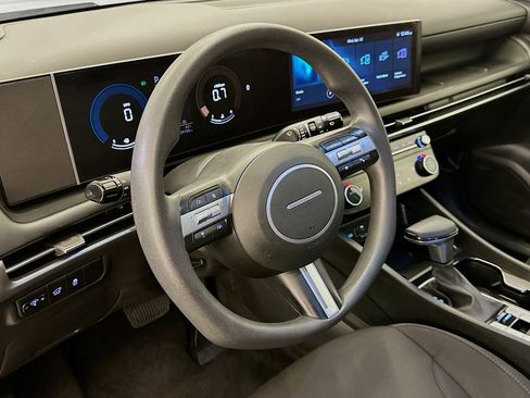 Used 2025 Hyundai Tucson SEL AWD/4WD image 18