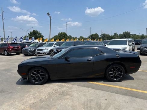 Used 2019 Dodge Challenger GT w/ Blacktop Package RWD image 6