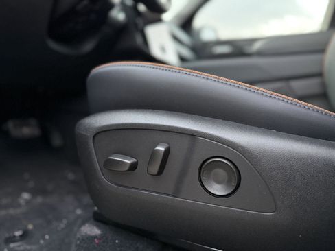 New 2026 GMC Acadia AT4 image 15