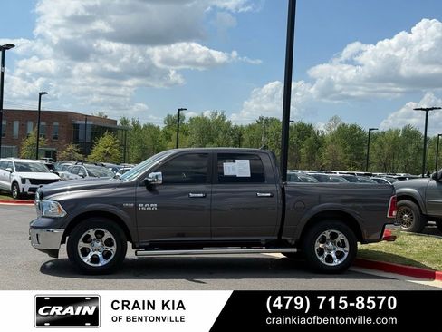 Used 2015 RAM 1500 Laramie w/ Convenience Group image 4