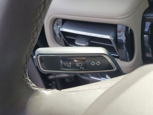 Certified 2023 Lincoln Nautilus Reserve image 17