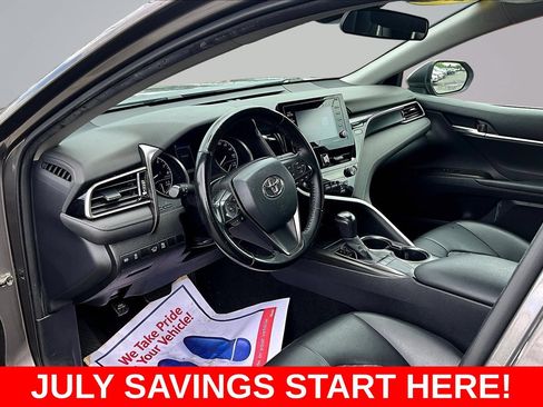 Used 2022 Toyota Camry SE FWD image 18