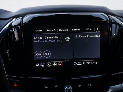 Certified 2023 Chevrolet Traverse LT image 15