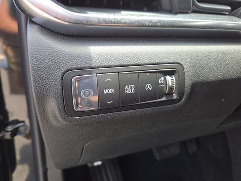 New 2026 GMC Terrain Elevation w/ Elevation Premium Package FWD image 13