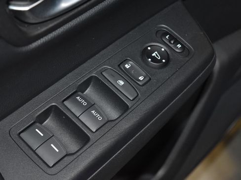 Used 2023 Honda CR-V Sport image 5