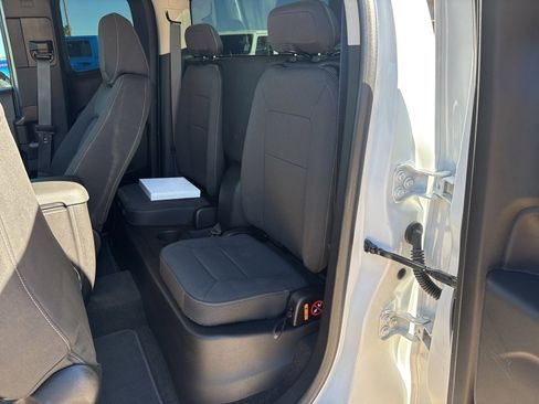 Used 2016 Chevrolet Colorado LT image 41