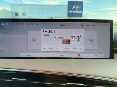 Used 2026 Genesis GV70 2.5T Select image 27