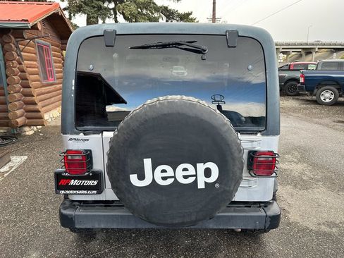 Used 2003 Jeep Wrangler X AWD/4WD image 15