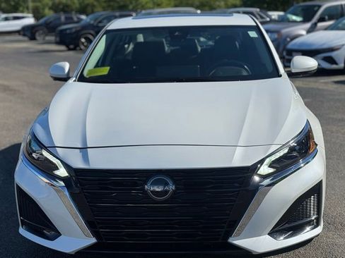 Used 2023 Nissan Altima 2.5 SL AWD/4WD image 2