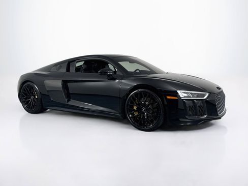 Used 2017 Audi R8 V10 AWD/4WD image 3