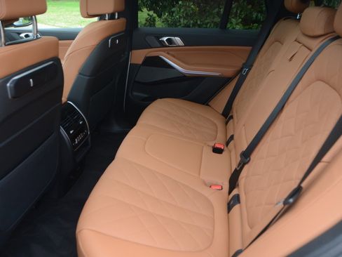 Used 2026 BMW X5 xDrive40i image 17