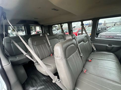 Used 2017 Chevrolet Express 2500 LS image 16