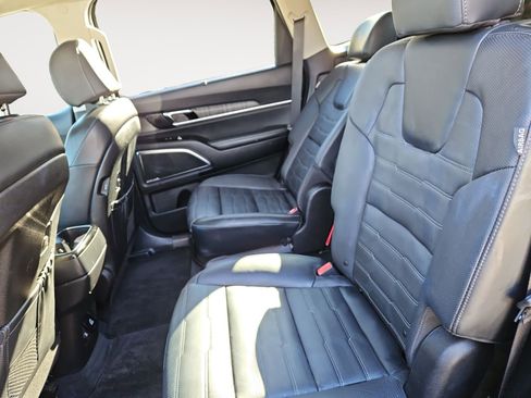 Used 2024 Kia Telluride SX Prestige image 13