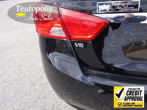 Used 2019 Chevrolet Impala LT FWD image 3