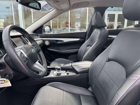 Used 2021 INFINITI QX50 Sensory image 14