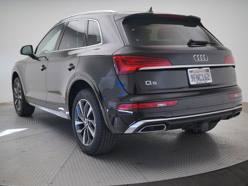 Used 2023 Audi Q5 2.0T Premium w/ Convenience Package image 3
