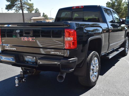 Used 2019 GMC Sierra 2500 Denali AWD/4WD image 8