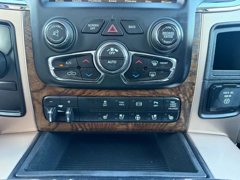 Used 2013 RAM 2500 Longhorn image 36