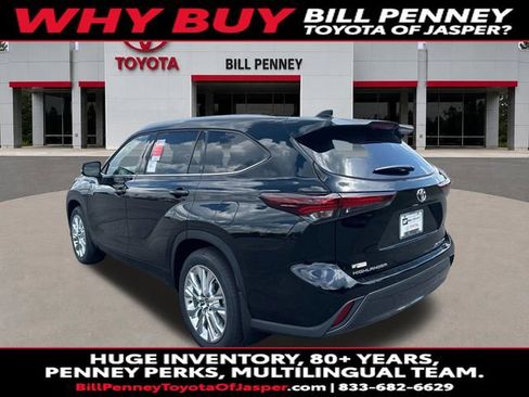 New 2026 Toyota Highlander Limited AWD/4WD image 3