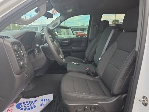 Used 2024 Chevrolet Silverado 1500 Custom image 6