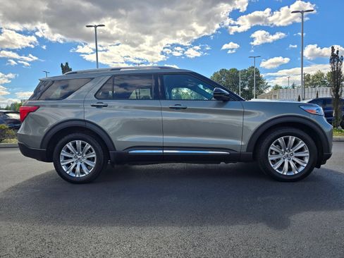 Used 2020 Ford Explorer Limited w/ Class III Trailer Tow Package AWD/4WD image 6