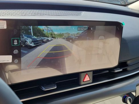 New 2026 Kia Carnival SX Prestige FWD image 32